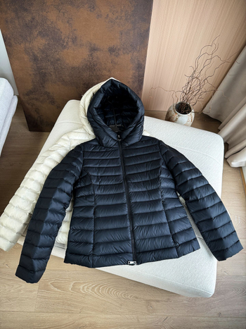 M Brand jachetă ușoară pentru femei, cu glugă, croială slim, umplutură din puf alb de rață 86–90%, material nylon, iarnă 2025