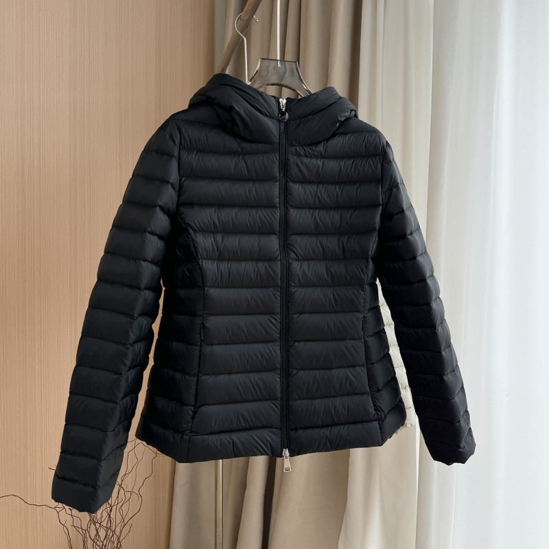 M Brand jachetă ușoară pentru femei, cu glugă, croială slim, umplutură din puf alb de rață 86–90%, material nylon, iarnă 2025