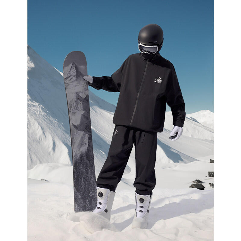 Két darabos síruha-készlet – uniszex, vízálló és szélálló dzseki és nadrág síeléshez, poliészter anyag, 15000mm vízállóság