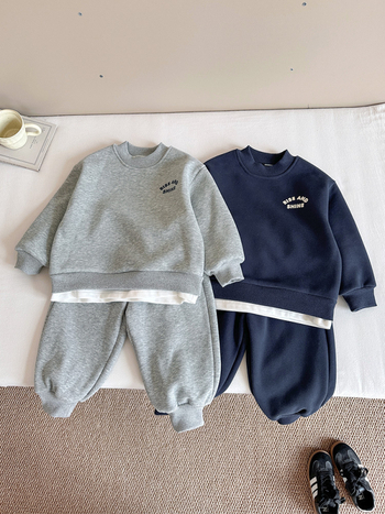 Dječji dvodijelni sportski set s fleec podlogom, unisex, zima/jesen, korejski stil, pulover bez kapuljače i hlače, 63% pamuk / 37% poliester