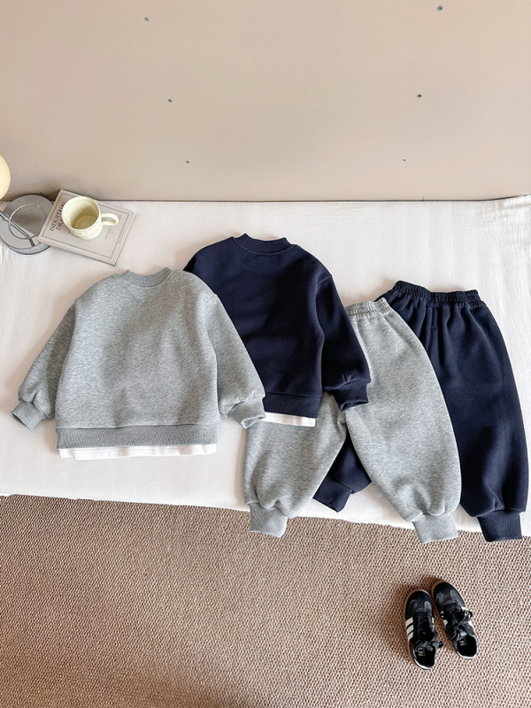 Dječji dvodijelni sportski set s fleec podlogom, unisex, zima/jesen, korejski stil, pulover bez kapuljače i hlače, 63% pamuk / 37% poliester