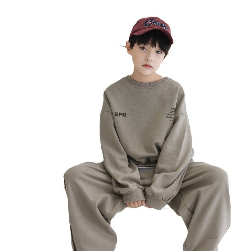 Trusă sport pentru copii băieți, set din două piese: bluză cu mânecă lungă fără glugă și pantaloni, amestec bumbac/polies­ter, imprimeu cu litere, pentru copii peste 8 ani