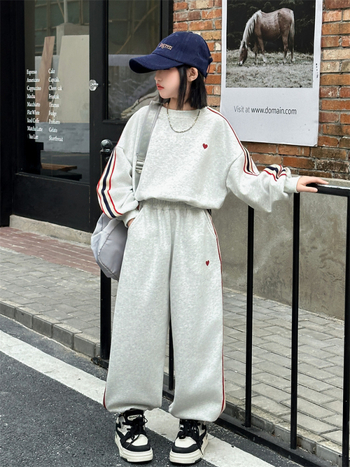 Dječji jesenski komplet za djevojčice 2025., korejskog stila, dvodijelni sportski komplet s dugim rukavima, bez kapuljače, mješavina pamuka i poliestera, za djecu 8+ godina