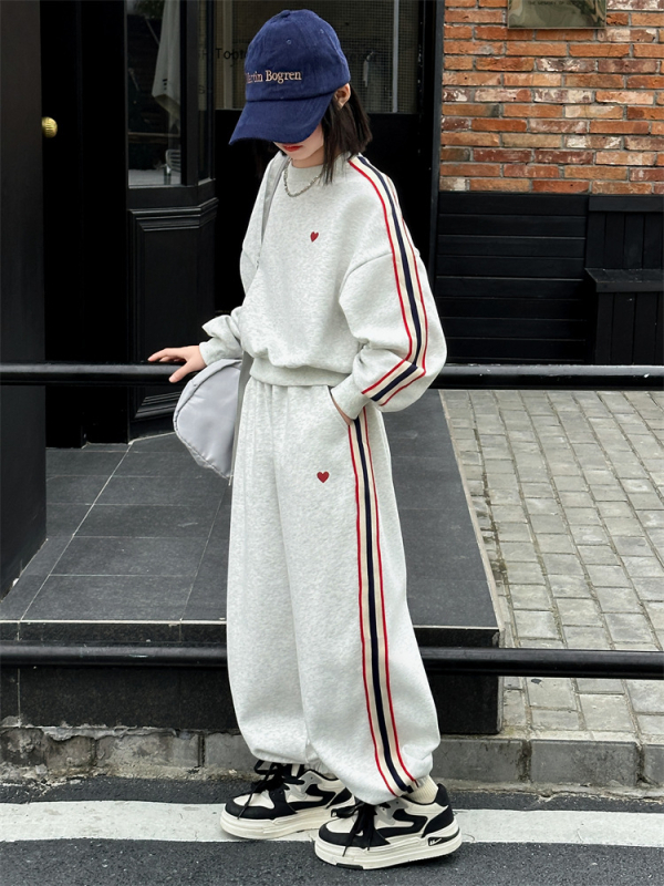 Dječji jesenski komplet za djevojčice 2025., korejskog stila, dvodijelni sportski komplet s dugim rukavima, bez kapuljače, mješavina pamuka i poliestera, za djecu 8+ godina