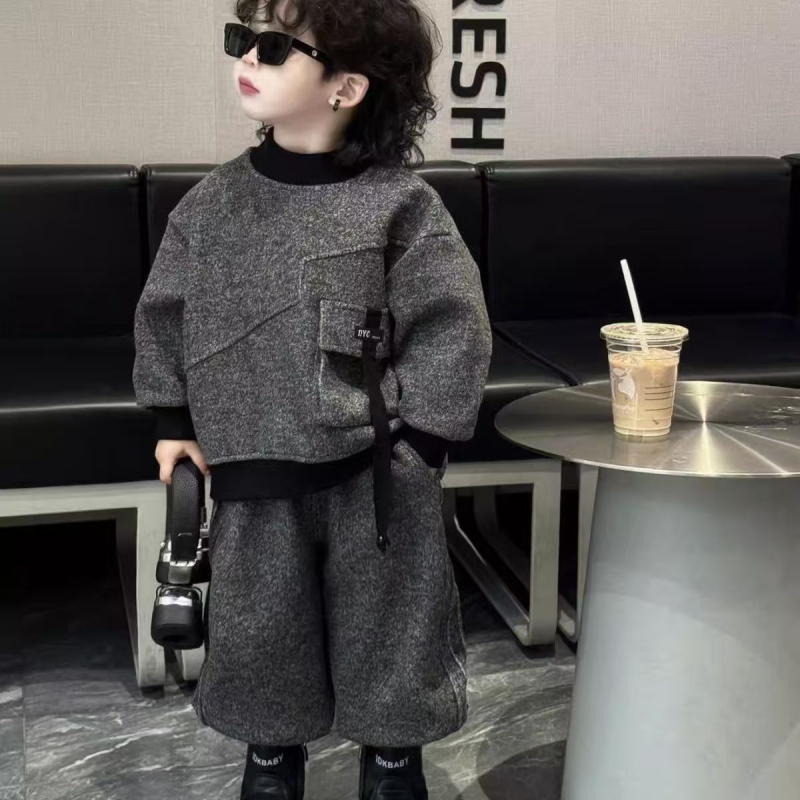 Dječji dvodjelni fleece komplet, korejskog stila, zima 2025, fleece materijal 70% poliestera, dugi rukavi, bez kapulje