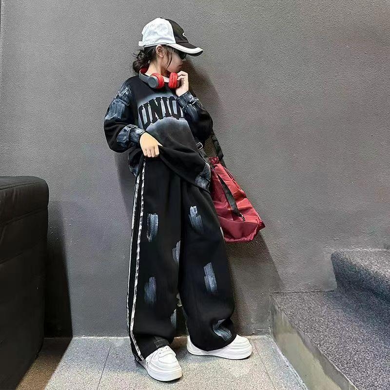 Dječji dvodijelni set: pulover i trenirke – gradientna slova, dugi rukavi, bez kapucje, poliester-mješavina s mekim završnim slojem, pogodan za jesen i proljeće