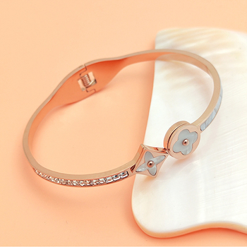 Brățară pentru femei din oțel titan, stil coreean, cu patru foi și diamante, Pretty Yun