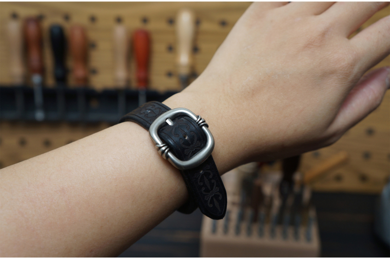 Ādas unisex aproce, rudens 2024, aksesuārs rokai