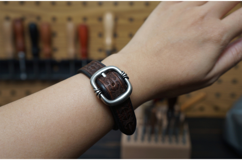 Ādas unisex aproce, rudens 2024, aksesuārs rokai