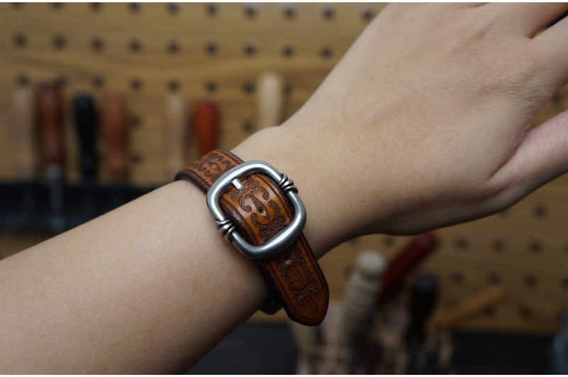 Ādas unisex aproce, rudens 2024, aksesuārs rokai