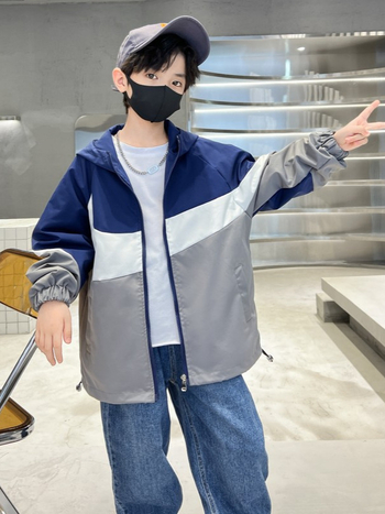 Geacă pentru copii cu glugă pentru băieți — toamna 2025, poliester Oxford ușor, fermoar, mâneci lungi