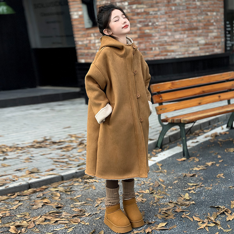 Palton de iarnă pentru fetițe, cu glugă, lungime medie, închidere frontală cu un singur rând, țesătură exterioară acetat, căptușeală poliester