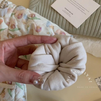 Palton pentru fete, căptușit cu fleece, în carouri, cu guler în V