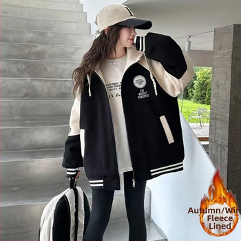 Geacă bomber cu glugă pentru fetițe, căptușită groasă, guler înalt, mâneci lungi, model cu litere