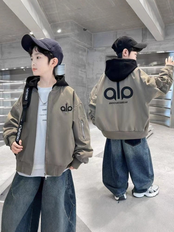 Geacă pentru băieți cu glugă, toamna 2025, mâneci lungi, fermoar, poliester 70–80%