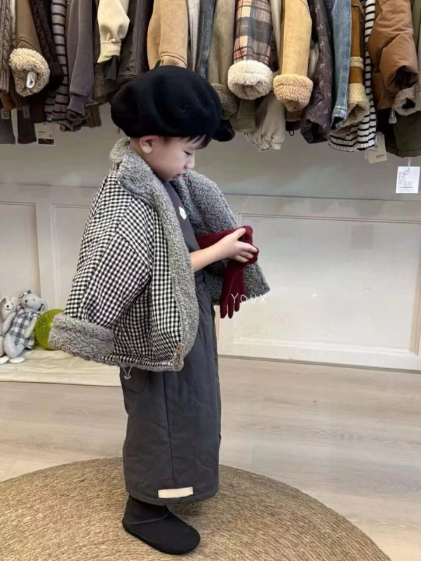 Jachetă de iarnă pentru copii, stil coreean, model carouri, căldură groasă, reversibilă cu căptușeală din blană artificială de miel, fermoar