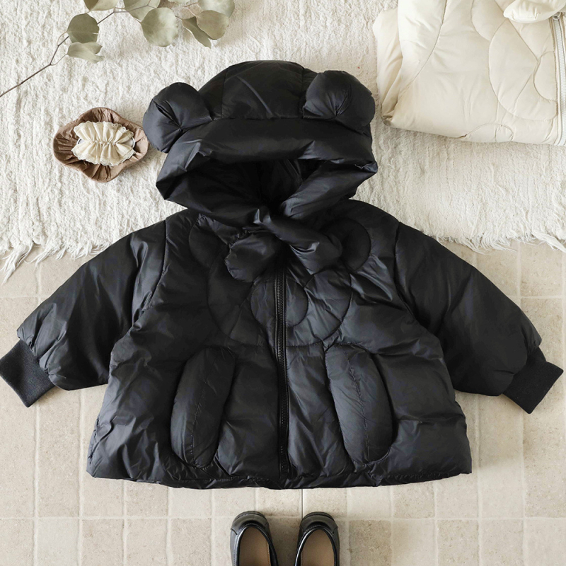 Jachetă de iarnă pentru copii, stil coreean, umplutură din puf de rață alb, conținut de puf 50–55%, lungime medie, cu glugă (Iarnă 2025)