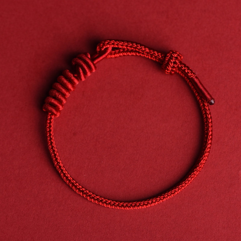 Зодиакална годишна гривна с кристали | Етнически стил, унисекс | Ръчна изработка; Пролет 2025; Материал: въже