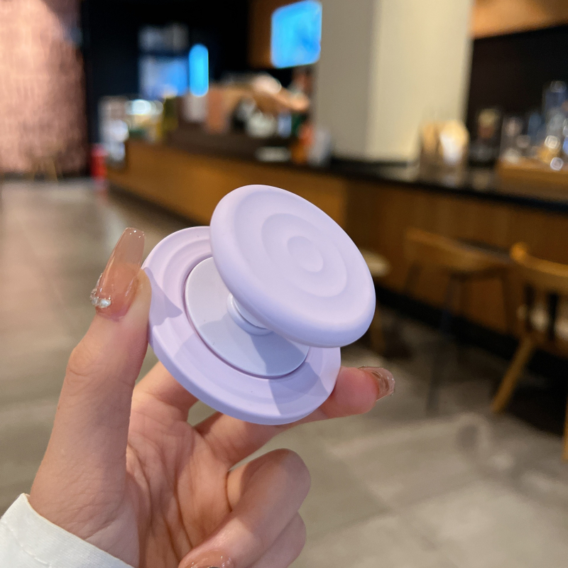 Tālruņa turētājs ar viļņu raksta disku dizainu, 360° griešanās, magnētiska piesaide visiem tālruņiem, silikona gaisa spilvens, konstrukcija no akrila + TPU + magnēts