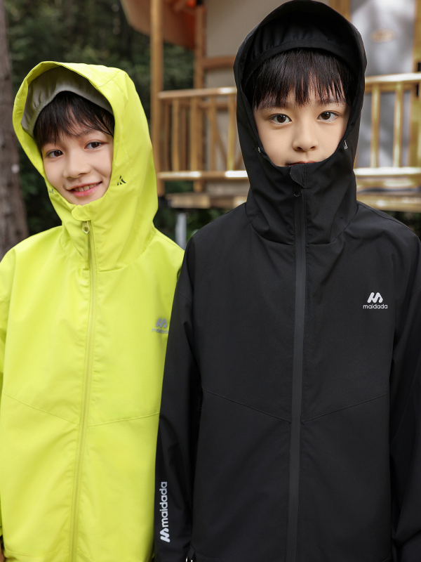 Bērnu DuPont soft shell jaka ar kapuci, divu daļu komplekts, ūdensizturība 8000 mm, elpojoša