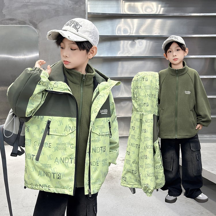 Zēnu ārējā jaka 3-1 ar noņemamu pildījumu, vēja necaurlaidīga un UV izturīga, acetāta šķiedra, piemērota rudens un ziemas sezonai, vecums 8+