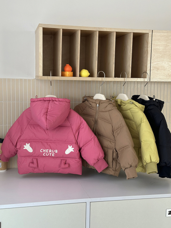 Geacă de iarnă pentru copii, cu glugă fixă, exterior nylon, căptușeală poliester, fermoar, imprimeu desen animat