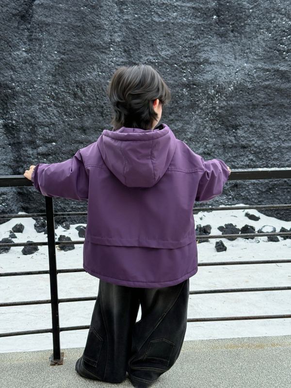 Bērnu vēja jaka ar kapuci, noņemama oderējuma, brīva piegriezuma, 100% poliester