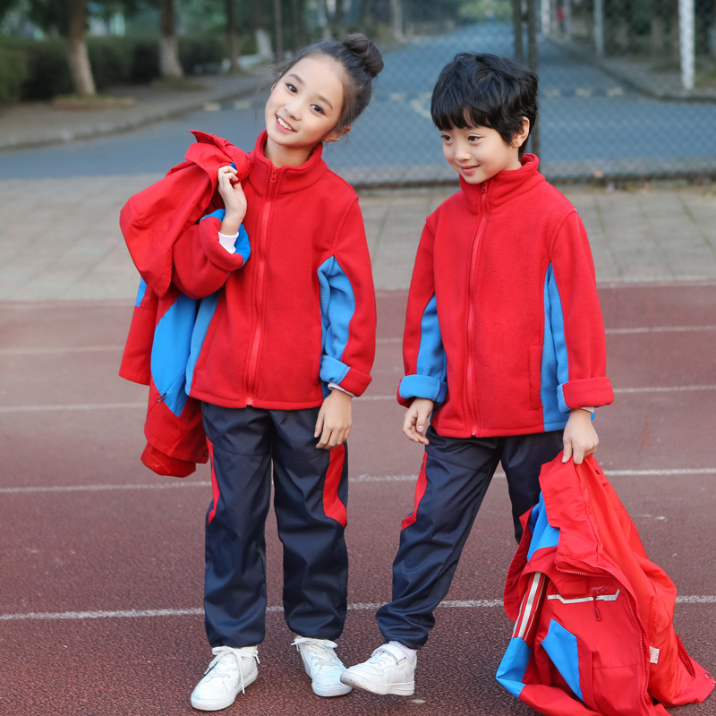 Ученическа униформа за средно училище – три части, полиестер 95%+, закопчаване с цип, унисекс, подходяща за деца над 8 години