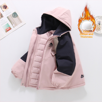 Meitenēm paredzēta kokvilnas pildīta kapucēta jaka, 7-12 gadi, poliestera audums, ūdensizturība 1000 mm