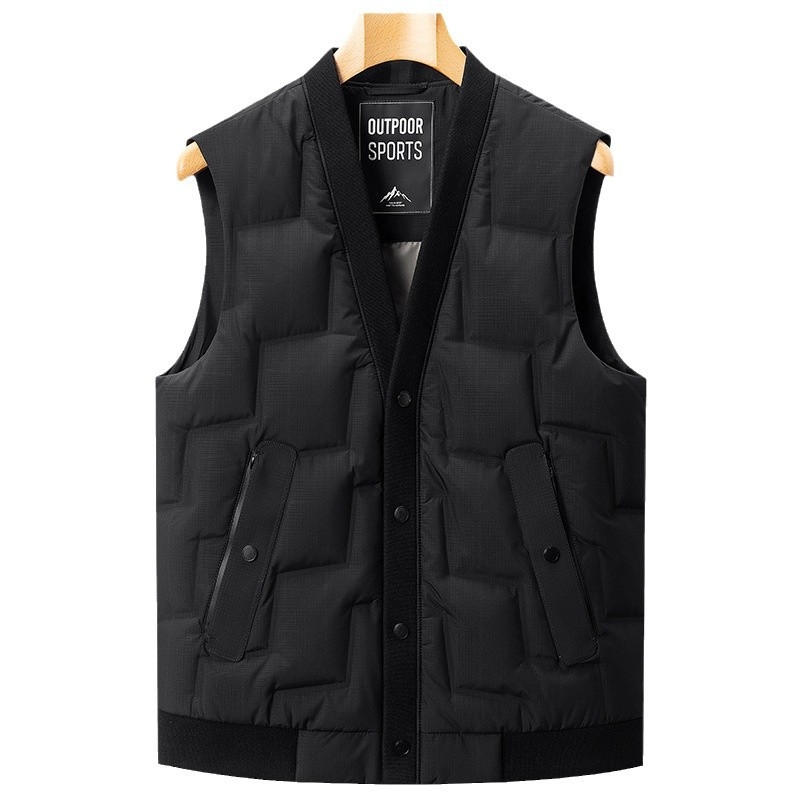 Unisex dūnu veste — stāvošs apkaklis, rāvējslēdzējs, bez piedurknēm, minimālistisks vienkrāsains dizains; pildījums: baltais pīļu pūks (58 fill power), plāns griezums, cieši piegulošs siluets