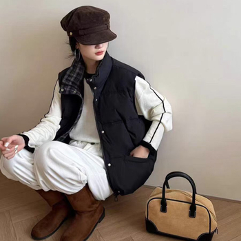 Vestas su medvilnės įdaru, stovimas apykaklė, laisvas kirpimas, be rankovių, kasdienis stilius