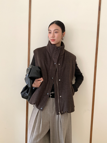 Moteriška be rankovių liemenė su lengvu pūkų-pamuko įdaru, poliesteris, stovimas apykaklė, užtrauktukas