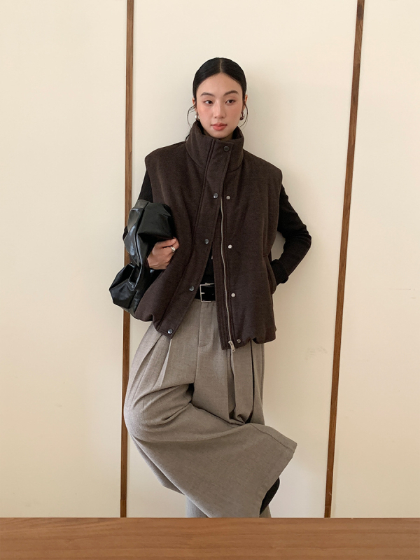 Moteriška be rankovių liemenė su lengvu pūkų-pamuko įdaru, poliesteris, stovimas apykaklė, užtrauktukas