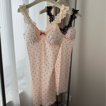 Noćna haljina s čipkastim naramenicama, led silk tkanina, prozračna, bez rukava, s jastučićem za prsa