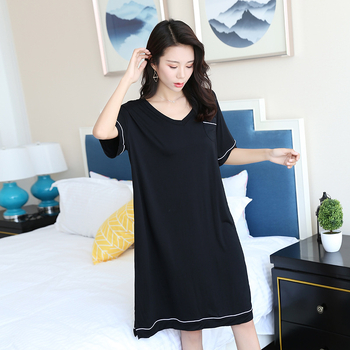 Cămașă de noapte din modal, decolteu în V, mâneci 3/4, lungime midi, croială lejeră