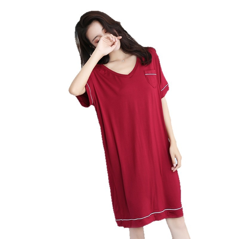 Cămașă de noapte din modal, decolteu în V, mâneci 3/4, lungime midi, croială lejeră