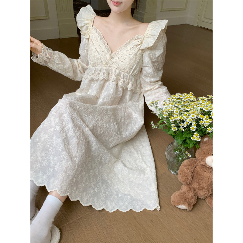 Женски пижамен комплект с дантелена бродерия и V-образно деколте, топ с дълги ръкави и панталони – 100% полиестер, умерено тегло, домашно облекло