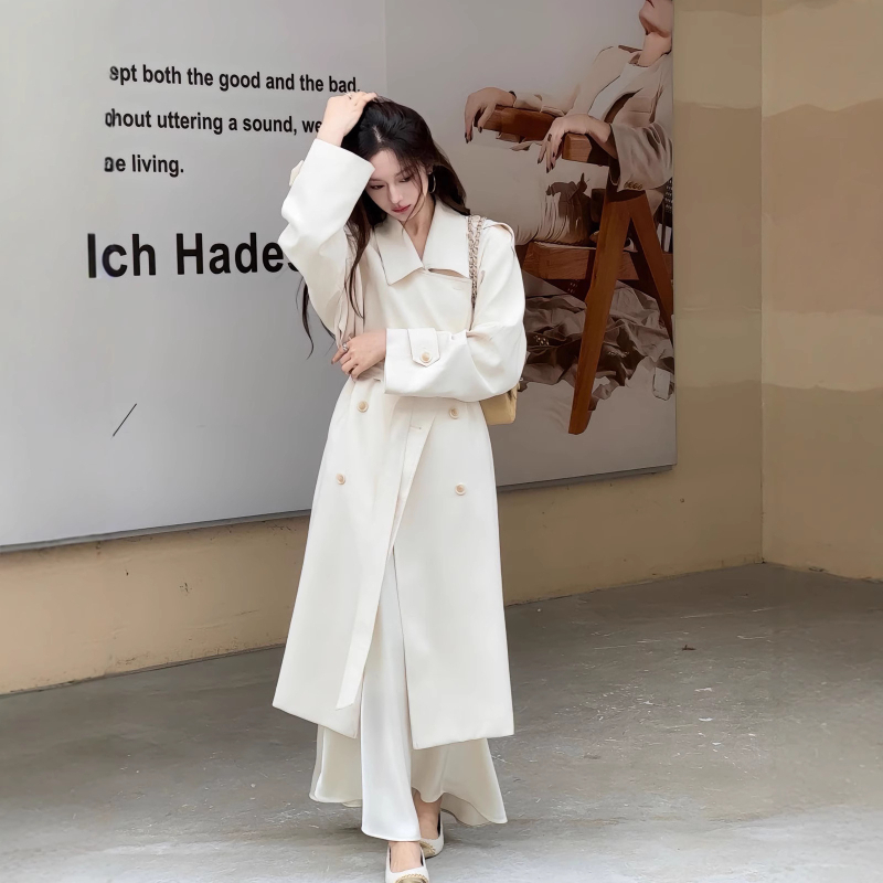 Дълго тренч палто, прав силует, двойно закопчаване, поло яка (полиестер-еластан смес, едноцветен, Пролет 2025)