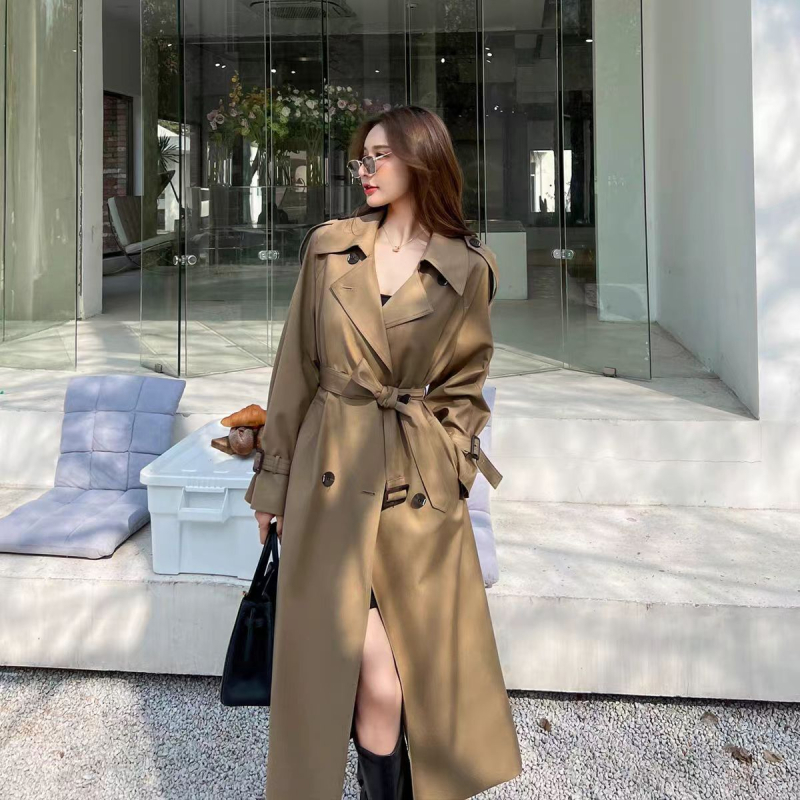 Дълго тренч палто, прав силует, двойно закопчаване, поло яка (полиестер-еластан смес, едноцветен, Пролет 2025)