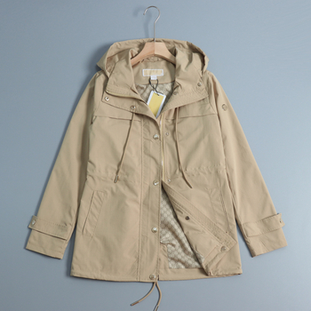 Ženska windbreaker jakna s kapuljom, poliester 95%+, dugi rukavi, jesen 2024, gradski stil za svakodnevnu vožnju