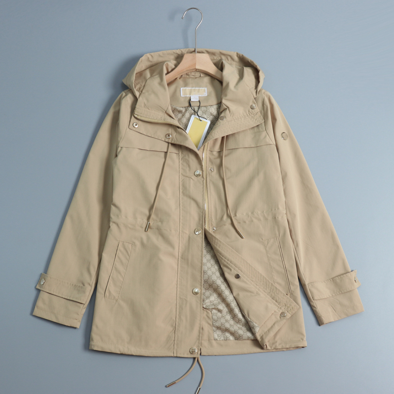 Ženska windbreaker jakna s kapuljom, poliester 95%+, dugi rukavi, jesen 2024, gradski stil za svakodnevnu vožnju