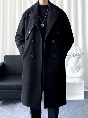 Kaput od poliestera, dvostruko kopčanje, rever, srednje dužine