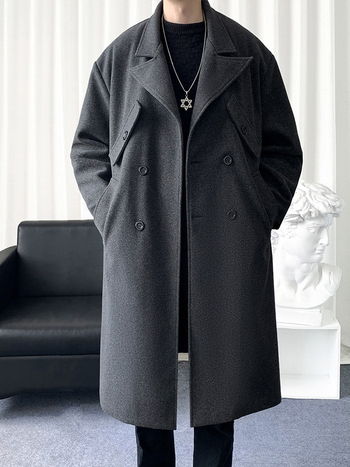 Kaput od poliestera, dvostruko kopčanje, rever, srednje dužine