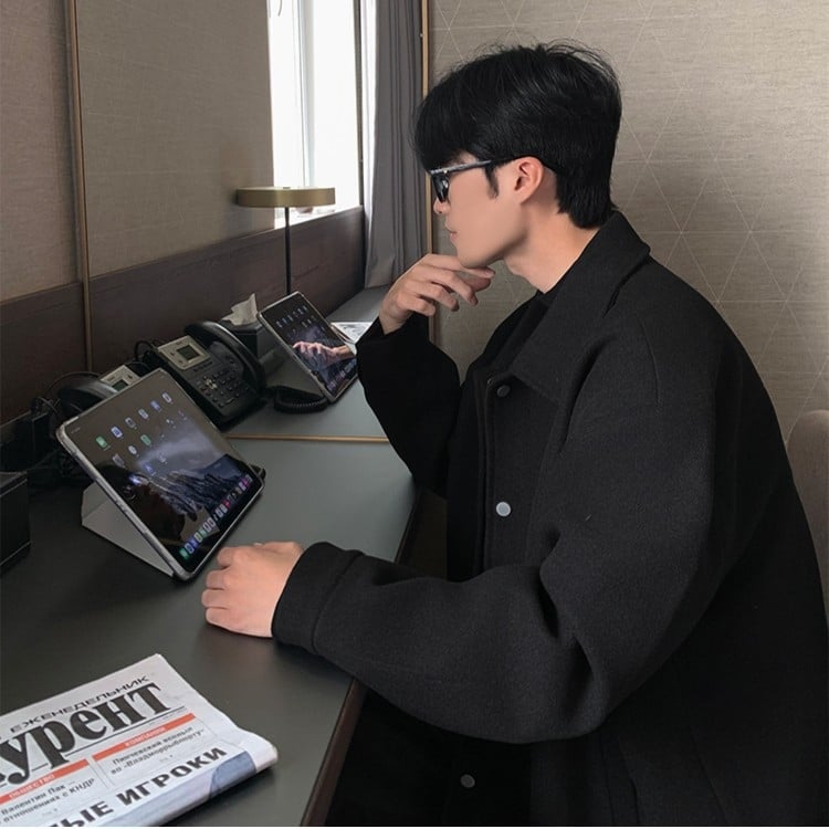 Μπουφάν μαλλίνο – χαλαρή γραμμή, γιακά λαπέλ, φερμουάρ, χειμώνας