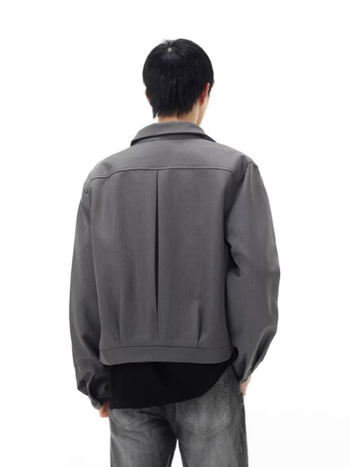 Muška kratka jakna u korejskom stilu, opuštenog kroja, s ovratnikom tipa lapel, zatvara se na zip, 100% poliester