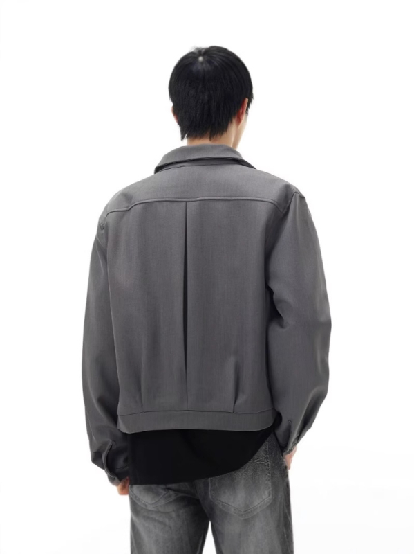 Muška kratka jakna u korejskom stilu, opuštenog kroja, s ovratnikom tipa lapel, zatvara se na zip, 100% poliester