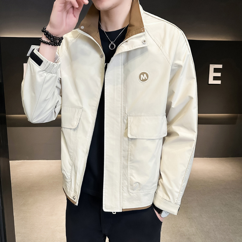 Geacă bărbătească cu guler înalt și fermoar – croială slim, material rezistent la uzură, buzunare laterale