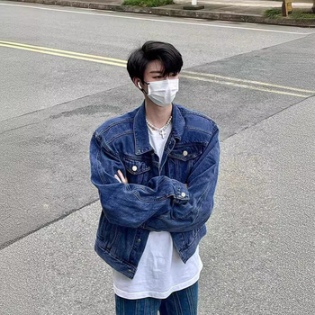 Farmerdzseki reveres gallérral, cipzár, laza szabás, hosszú ujjú, zsebdíszítéssel, férfiaknak