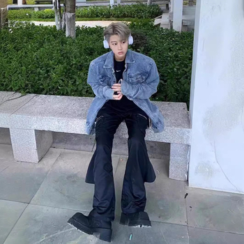 Farmerdzseki reveres gallérral, cipzár, laza szabás, hosszú ujjú, zsebdíszítéssel, férfiaknak