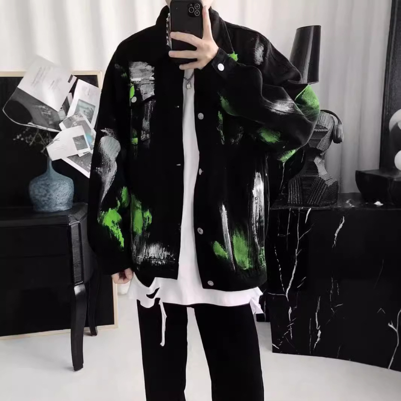 Traper jakna s tie-dye graffiti dizajnom, high street stil, opušten kroj, rever